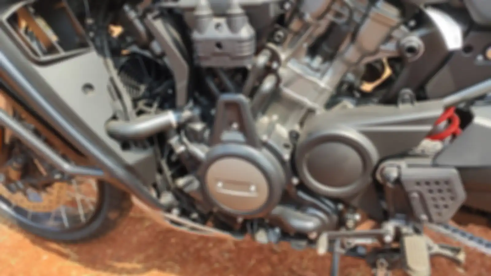Sisi kanan mesin Harley-Davidson Pan America 1250 Special.