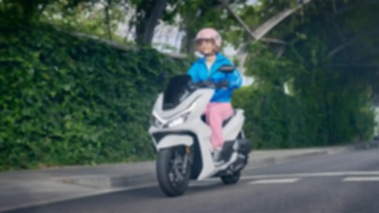 Honda PCX 125 2025 versi Eropa, versi Indonesia juga diperbarui?