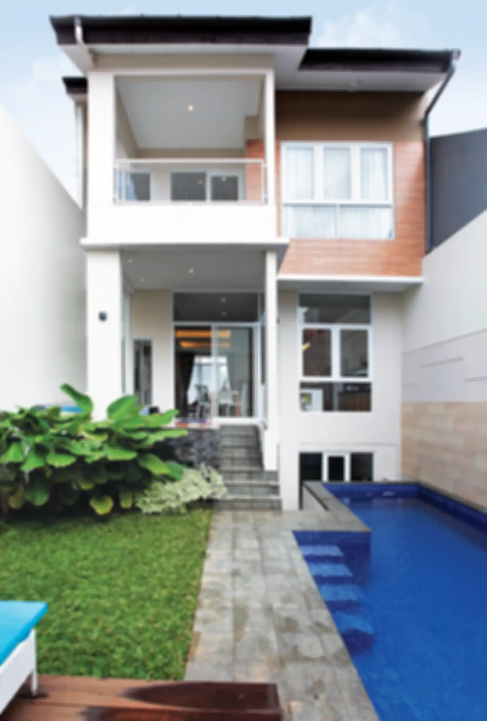Membuat Kolam Renang di Rumah