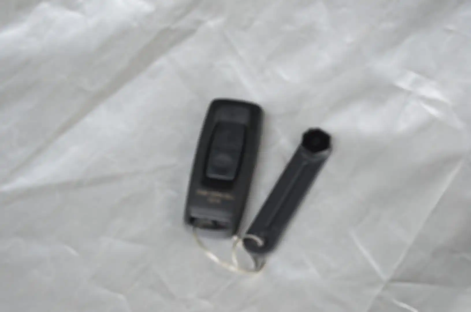 Ilustrasi smartkey dan emergency key Honda Vario 160
