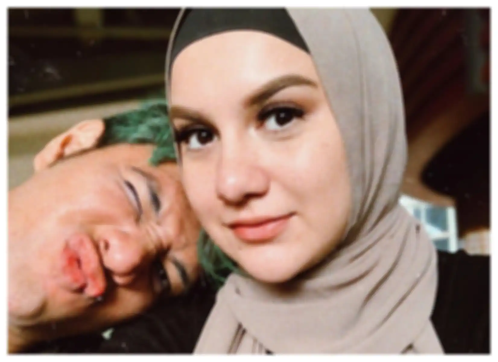 Irish Bella tak sekadar jadi istri sempurna bagi Ammar Zoni. Ibel disebut-sebut juga membawa hoki bagi sang Suami.
