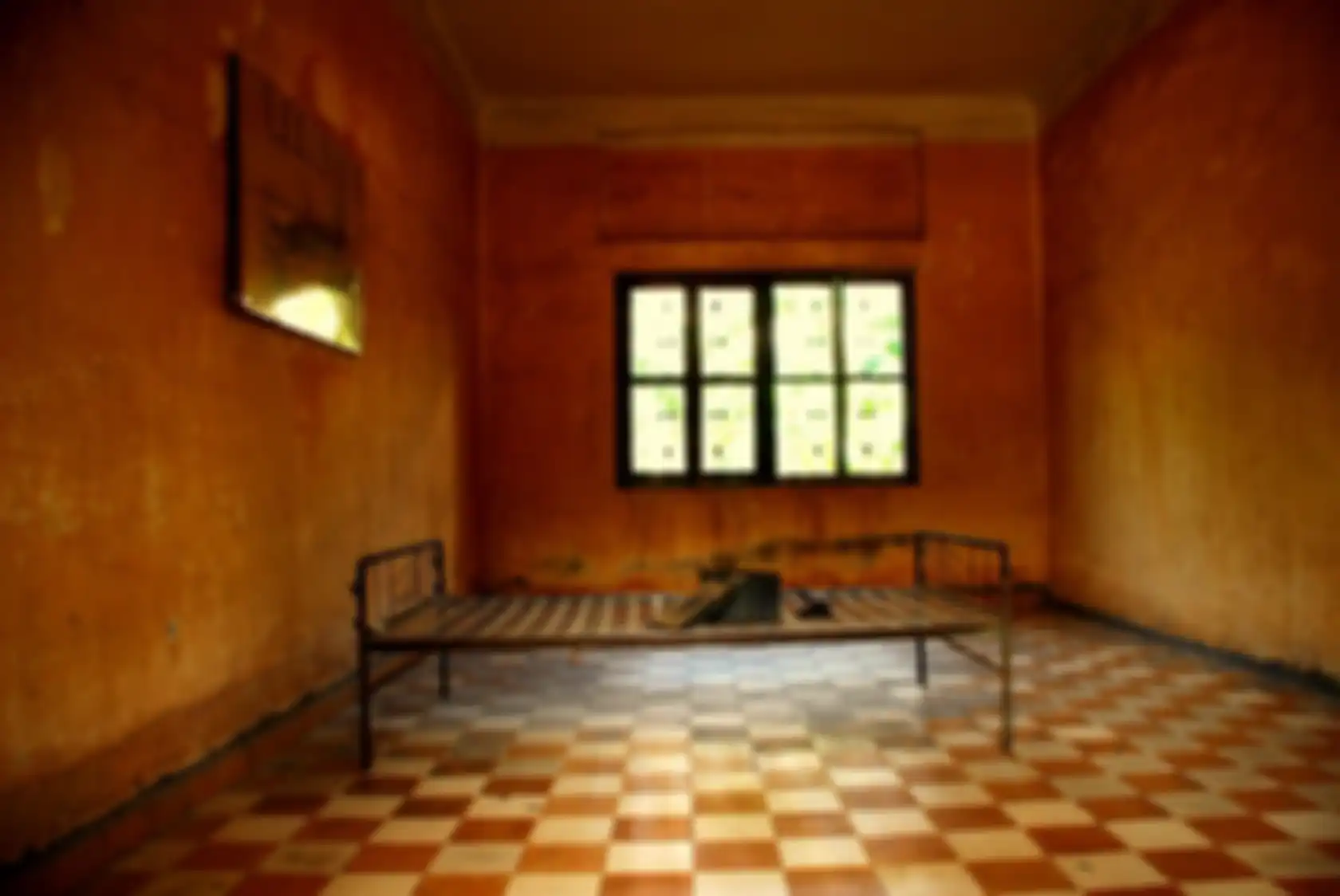 Dalam Museum Pol Pot di Tuel Sleng.