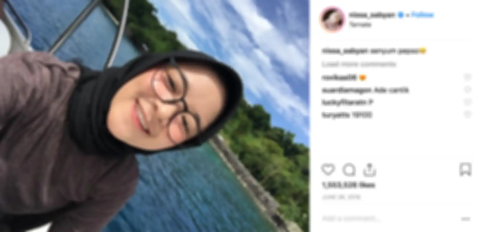 Foto Selfie Nissa Sabyan