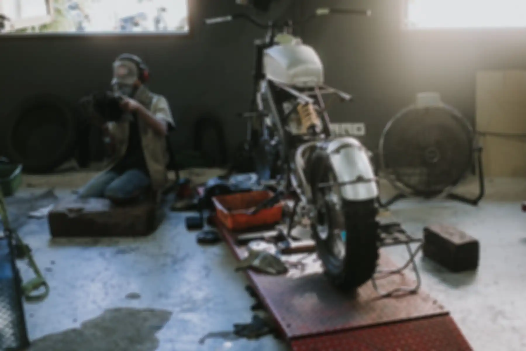 Deus Ex Machina saat merombak All New XSR 155.