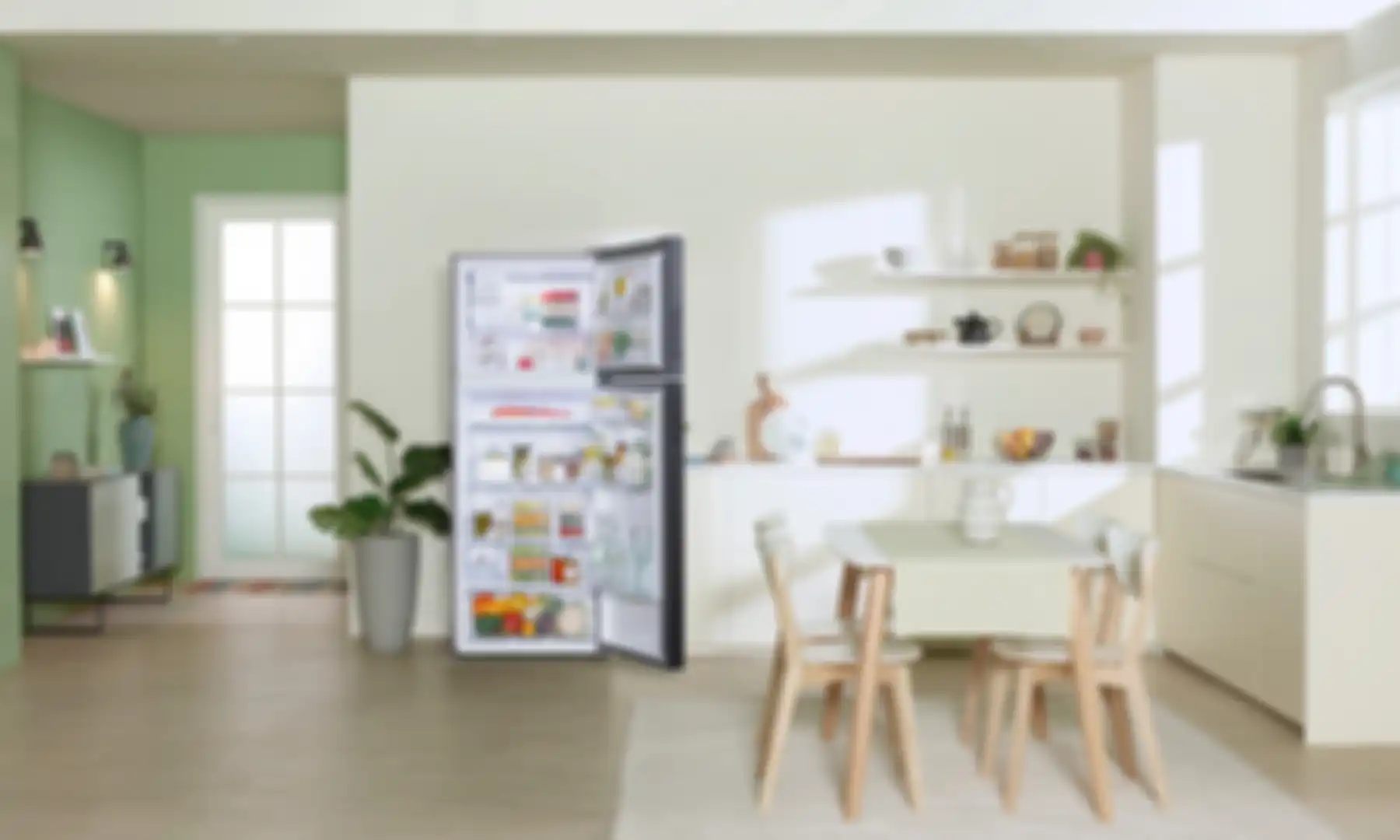 Samsung All White Multi Door BESPOKE menawarkan kapasitas kulkas yang besar