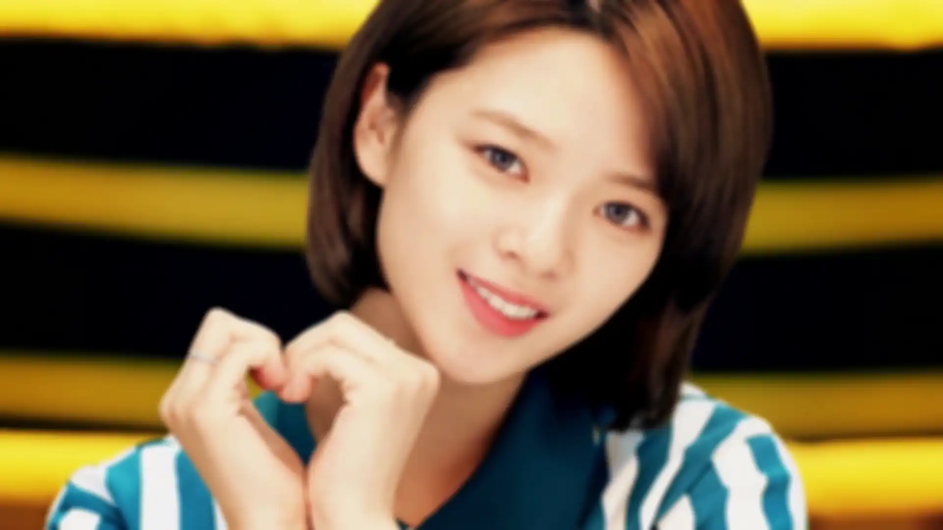 Jungyeon - One More Time