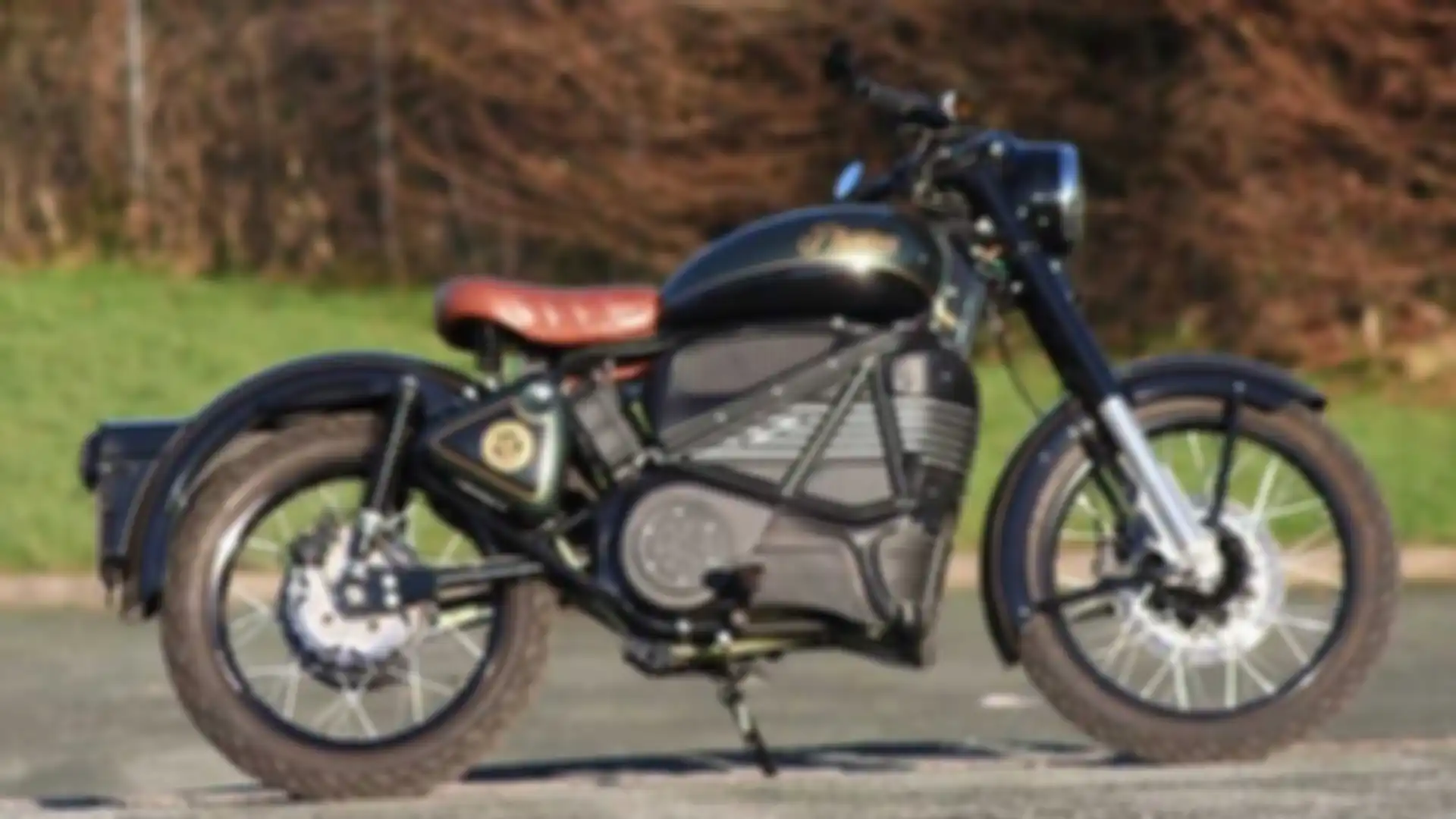 Photon, motor listrik berbasis Royal Enfield Bullet 350.