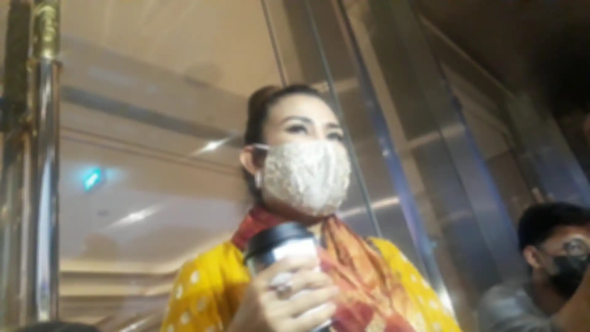 Liza Natalia saat ditemui Grid.ID di kawasan Pondok Indah, Jakarta Selatan, Sabtu (20/3/2021).