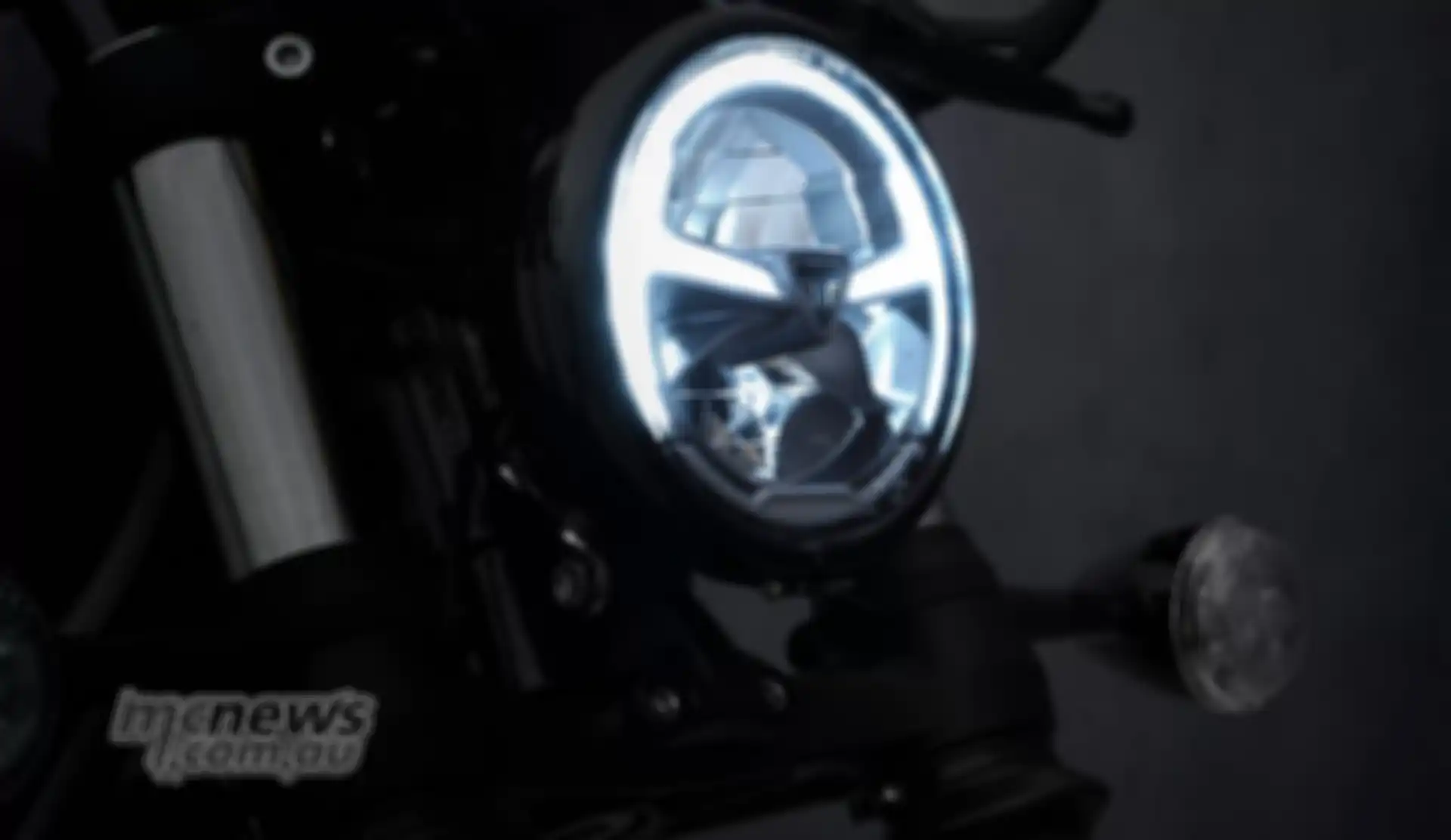 Headlamp Triumph Bobber 2021 
