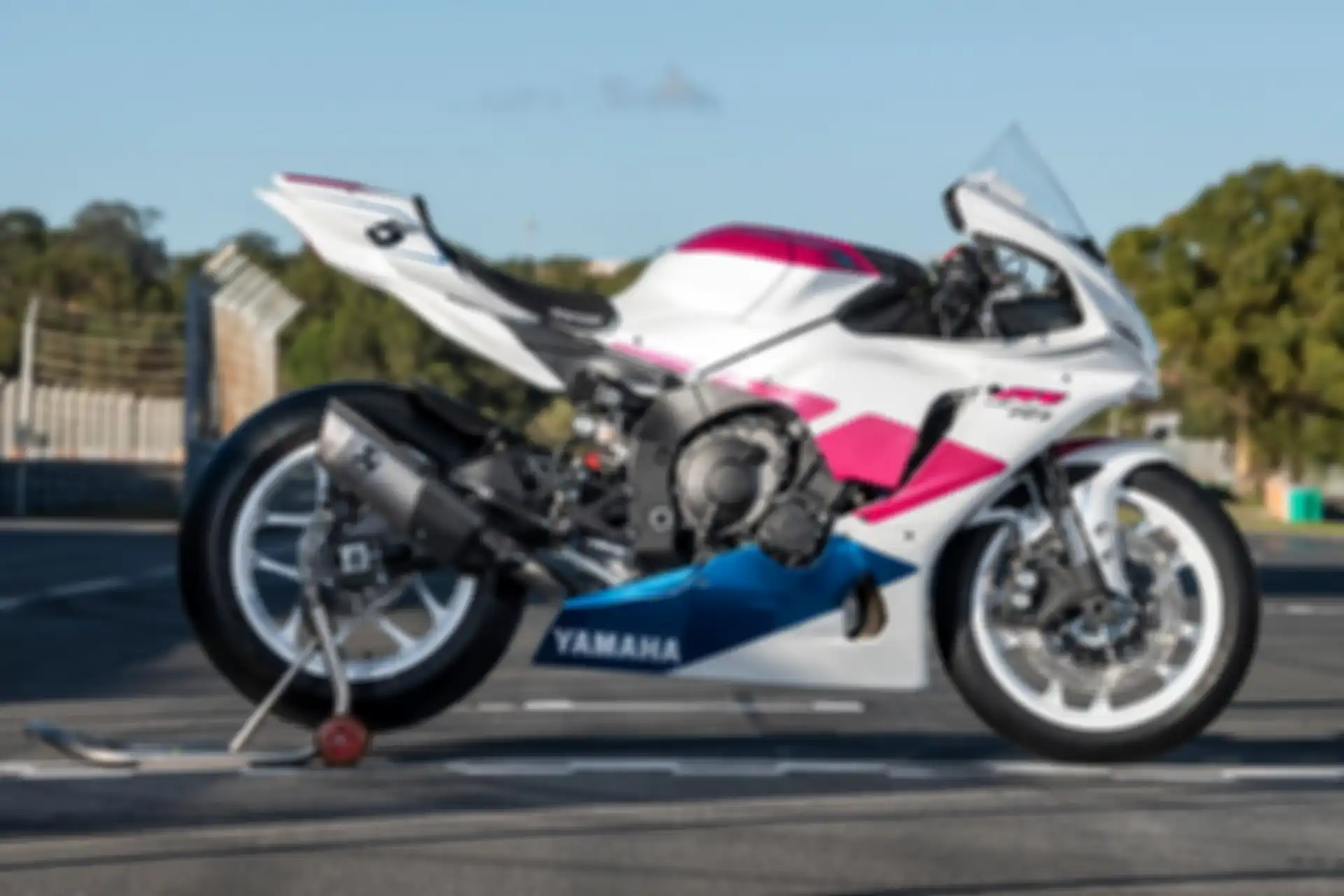 Yamaha R1 Pirovano Edition