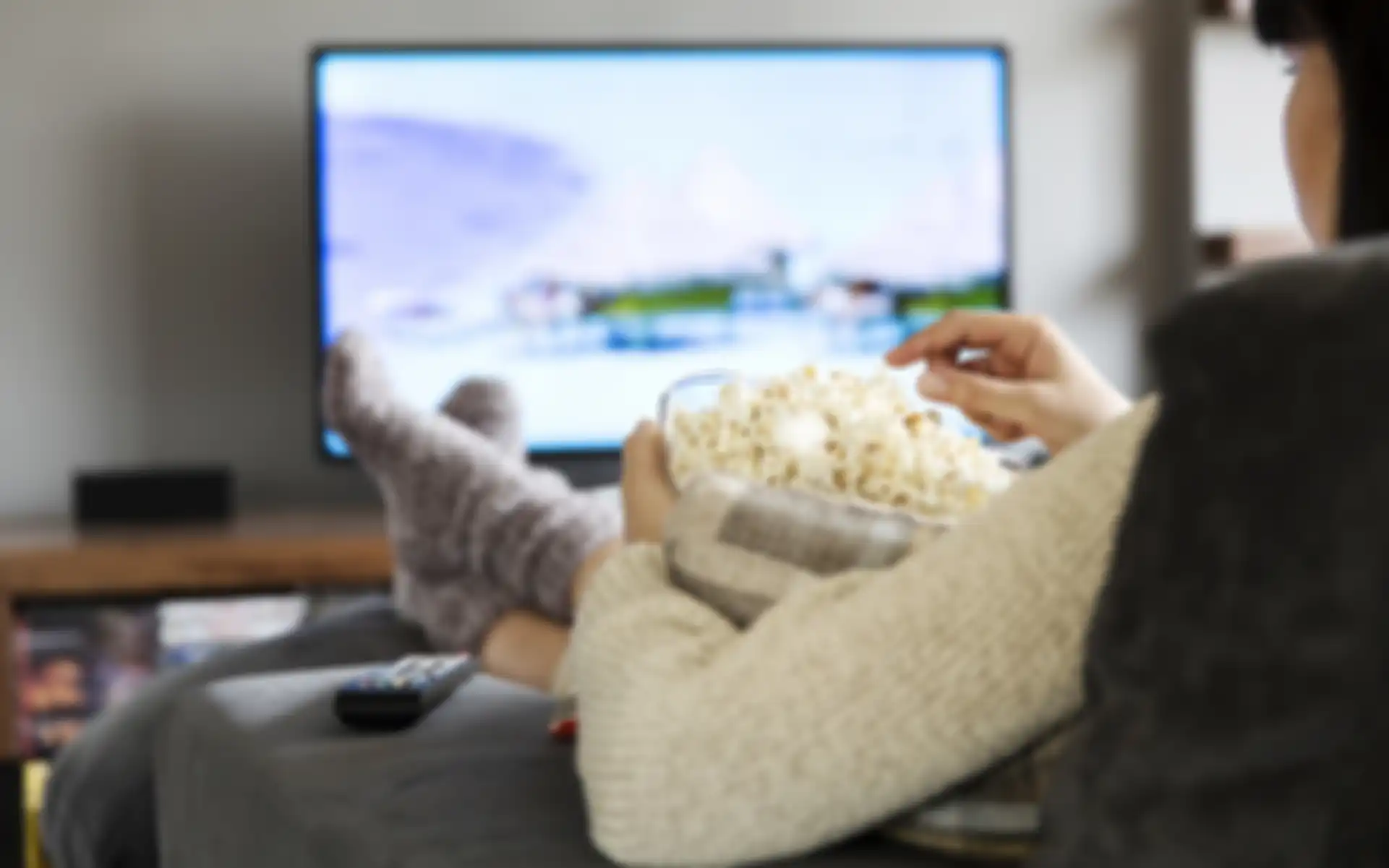 Nonton film di rumah