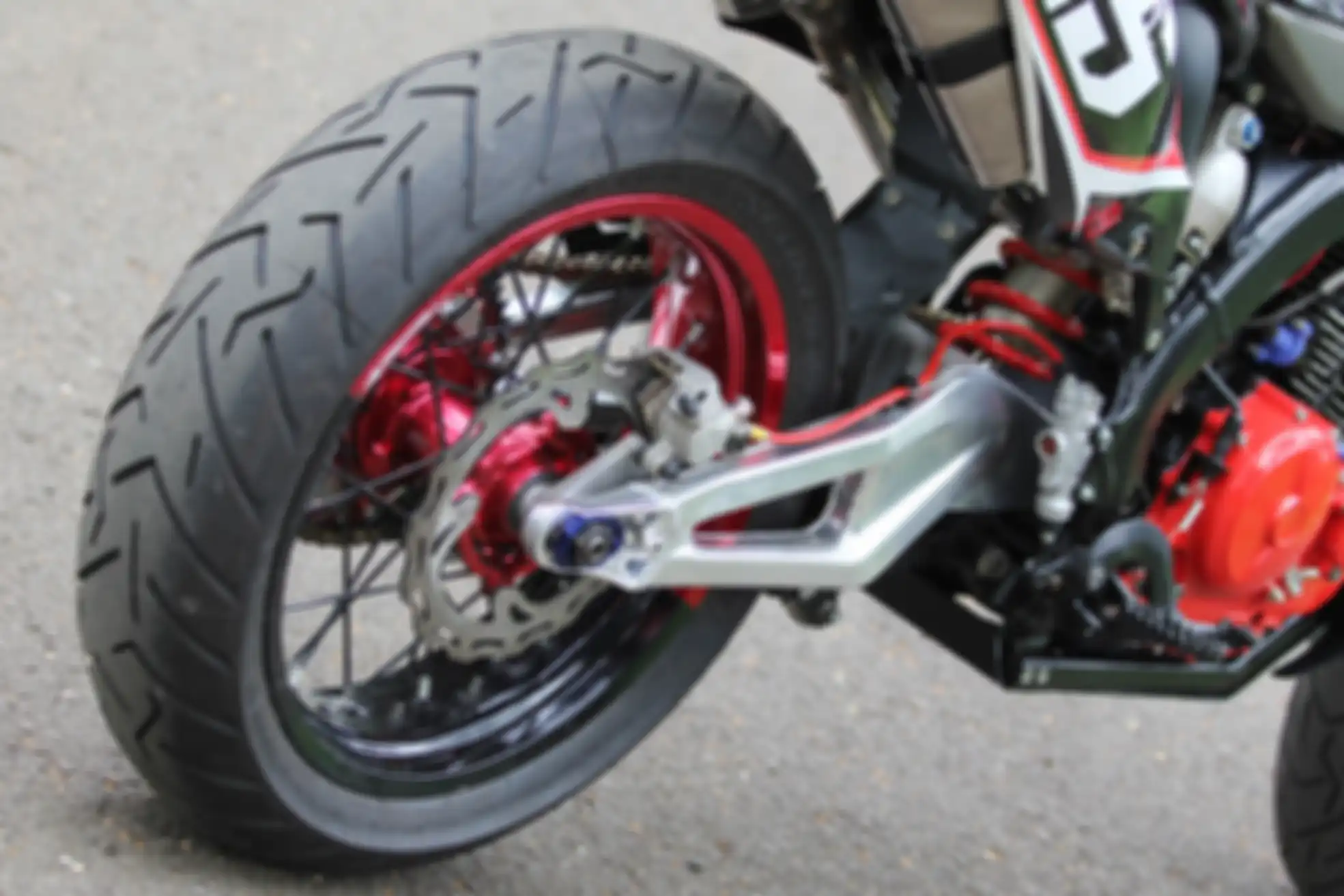 Yamaha Scorpio Supermoto CAOS Custom Bike