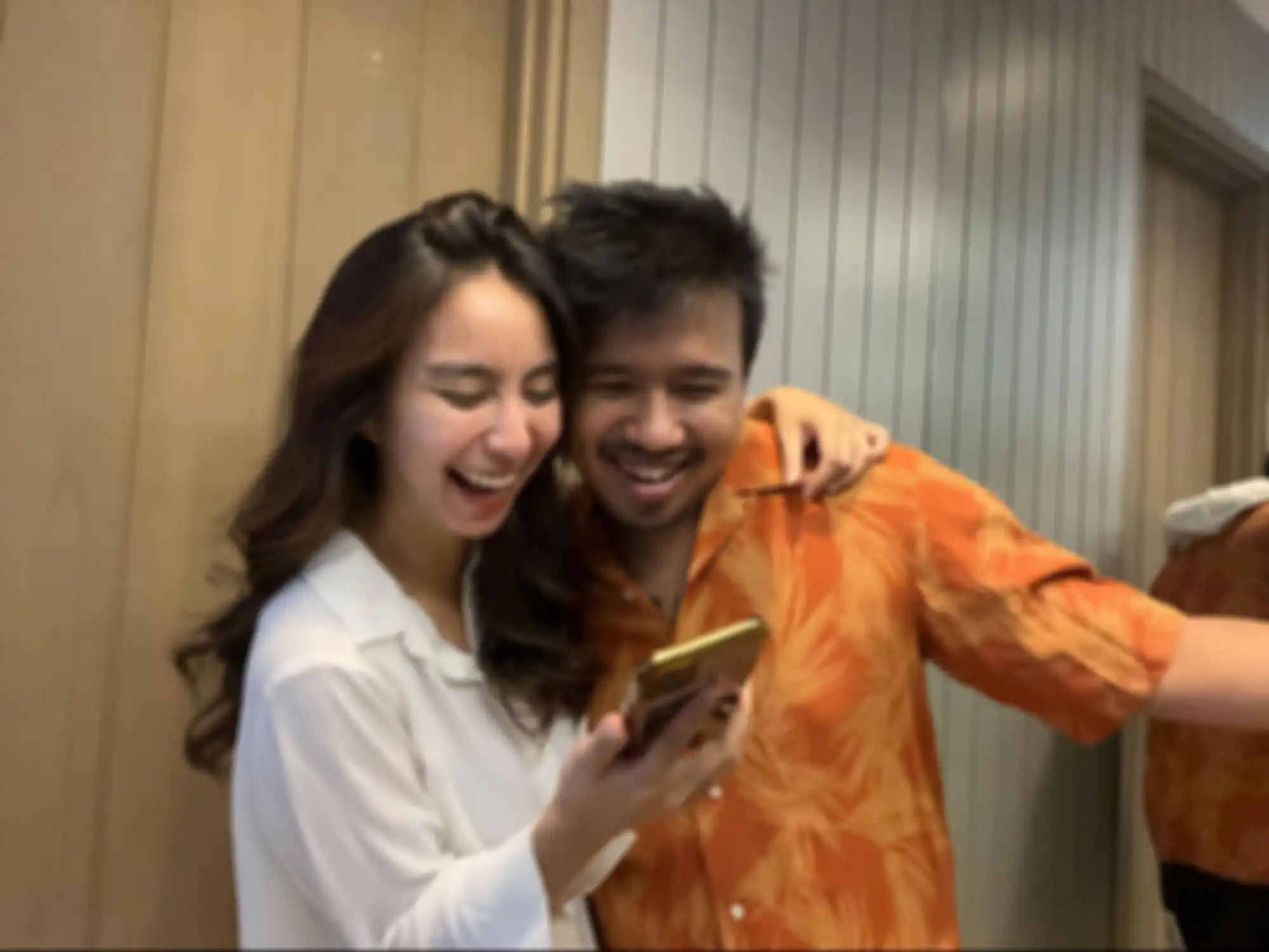 Jojo dan Clairine Clay