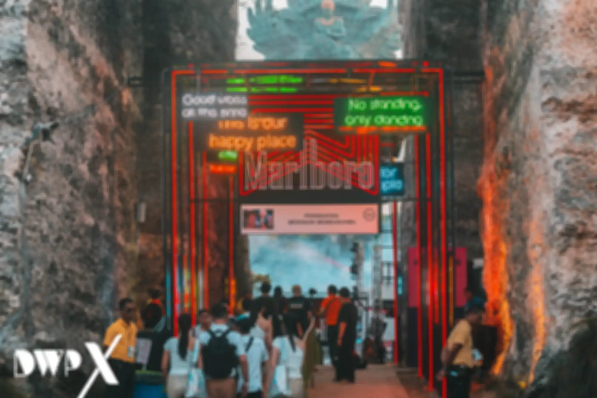 Neon Jungle DWPX