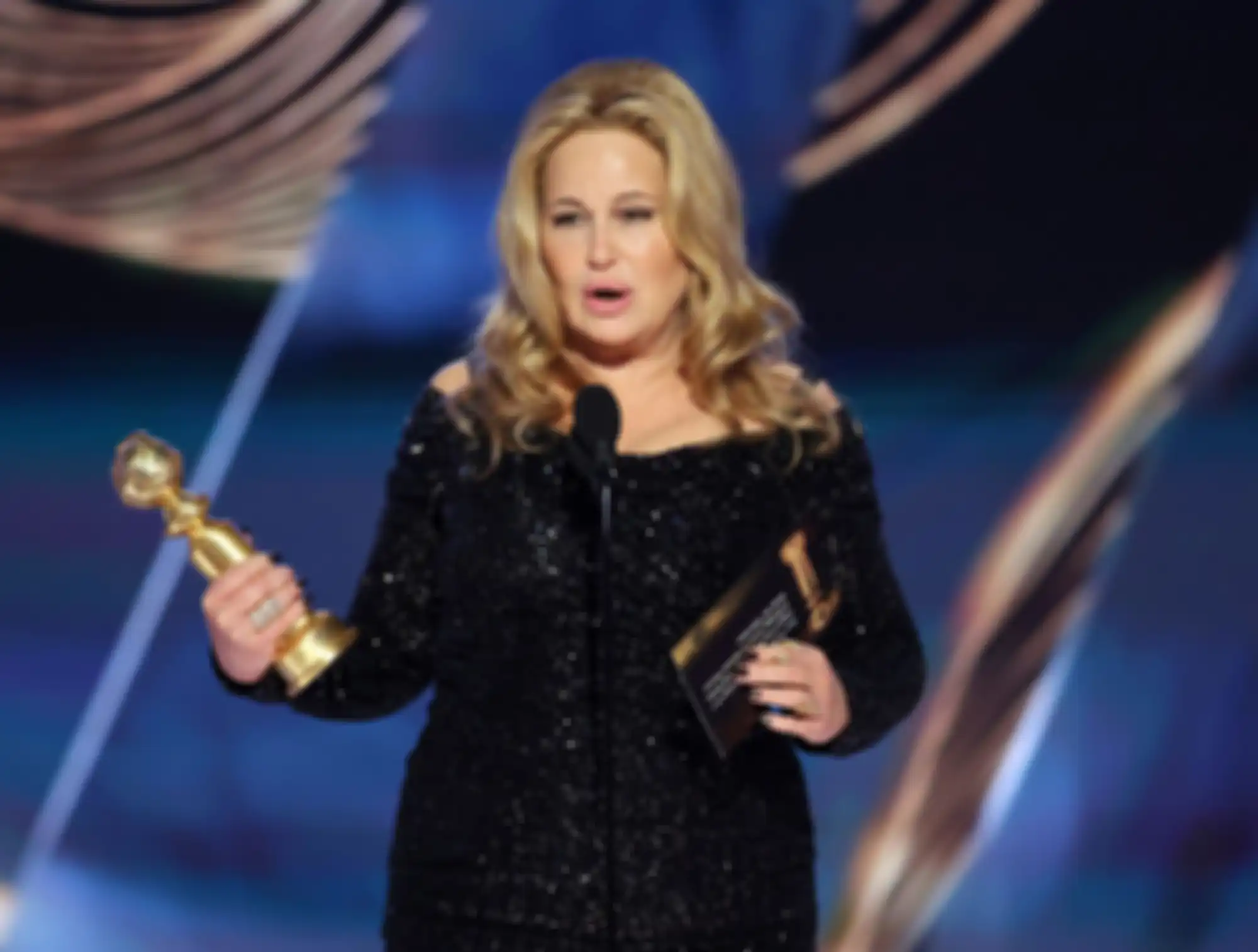 Jennifer Collidge di Golden Globes 2023