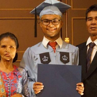 Kisah Robinson Sinurat, Anak Petani yang Berhasil Lulus S2 di Columbia Univesity dan Bertemu Barack Obama