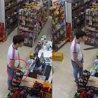 Greget! Diancam Pakai Pisau Kecil, Penjaga Toko Ini Gertak Balik Pakai Parang Setengah Meter