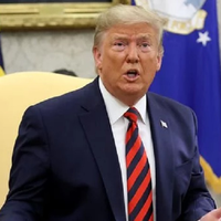 Dinyatakan Positif Virus Corona, Presiden Donald Trump Dipindahkan ke Rumah Sakit, 'Dia Alami Gejala Ringan dan Sudah Konsumsi Seng, Vitamin D, hingga Aspirin'