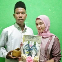 Viral Karena Mas Kawinnya Sandal Jepit dan Air, Pasangan Pengantin Ini Harus Mendapat Pil Pahit, Dapat Bullyian dari Netizen, 'Hanya Cari Sensasi Saja!'