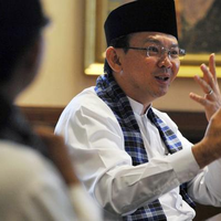 Ahok (3): Membantu Pengusaha Kecil “Naik Kelas”
