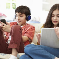 5 Dampak Negatif Penggunaan Gadget Bagi Anak