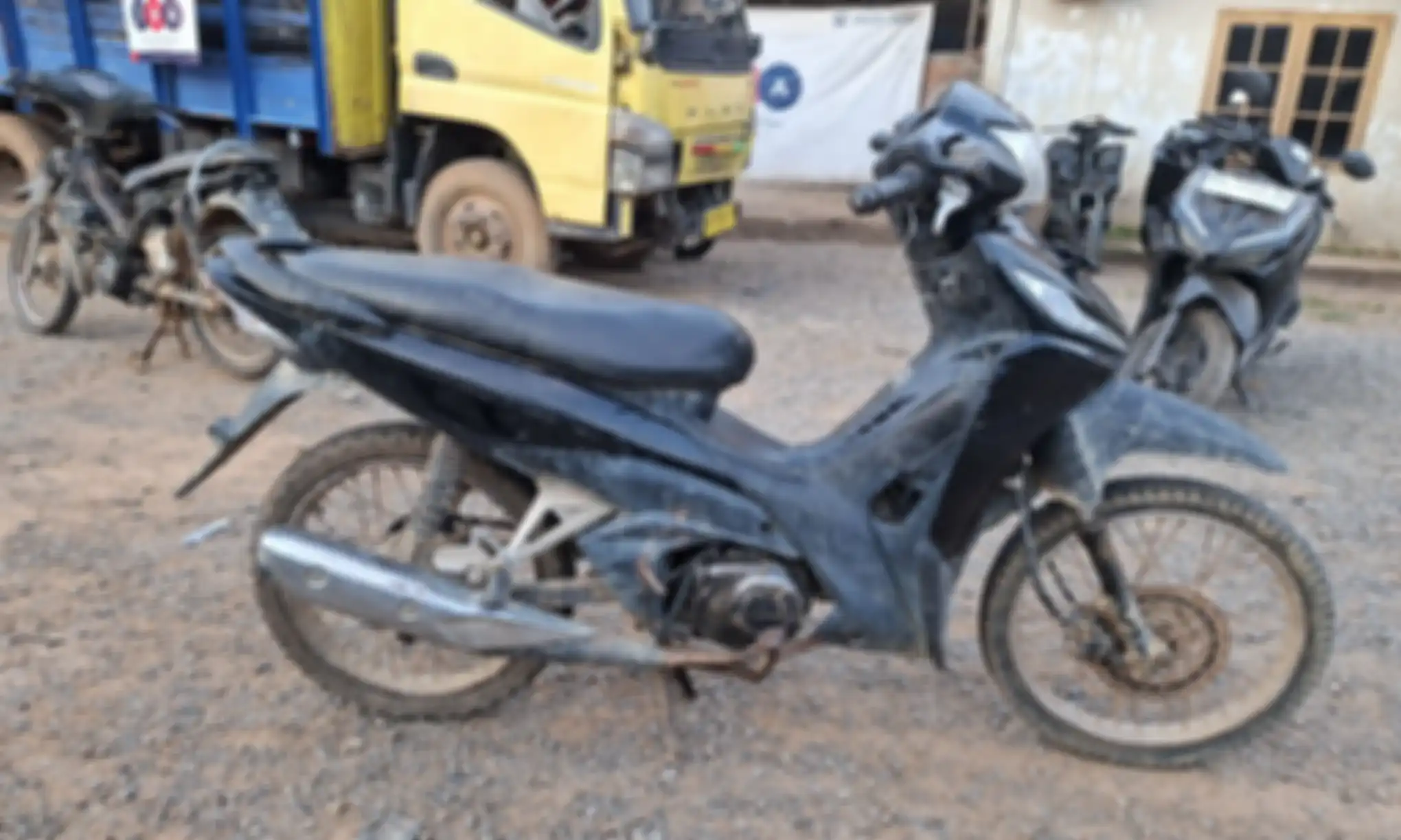 Begini kondisi motor murah Honda Revo yang dilelang Rp 2 jutaan.