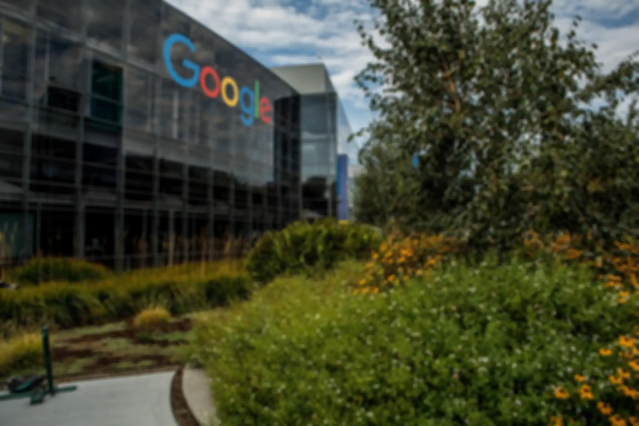 Google berencana batasi iklan berbau politik