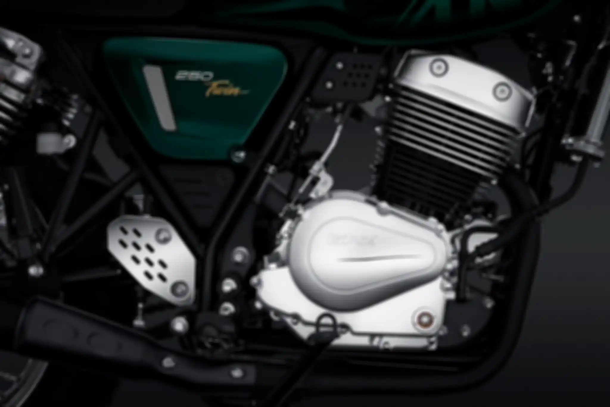 Mesin 250 cc 2 silinder GPX New Legend 250 Brighton.