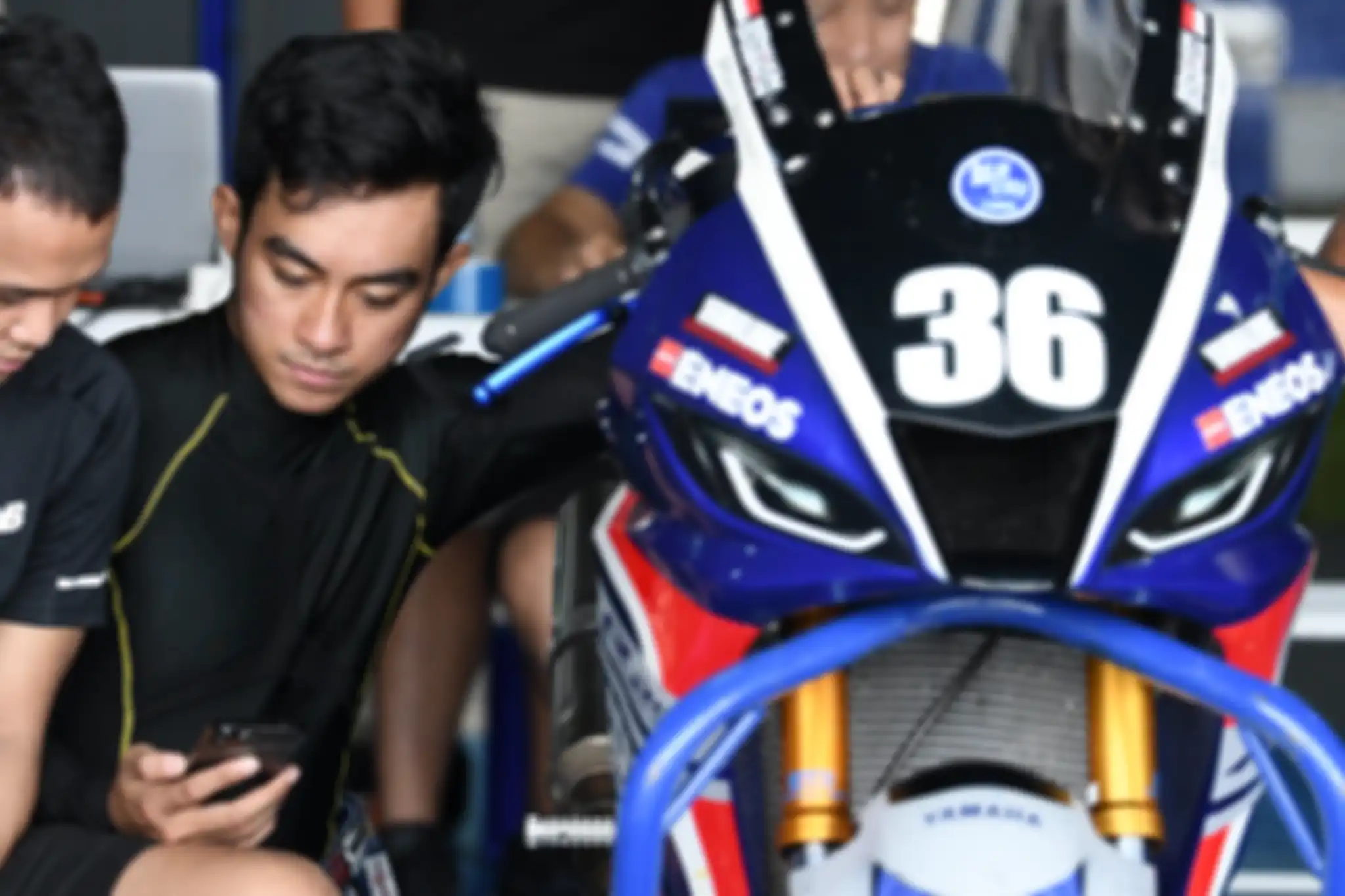 M. Faerozi kala melaukan tes ban di Thailand. 