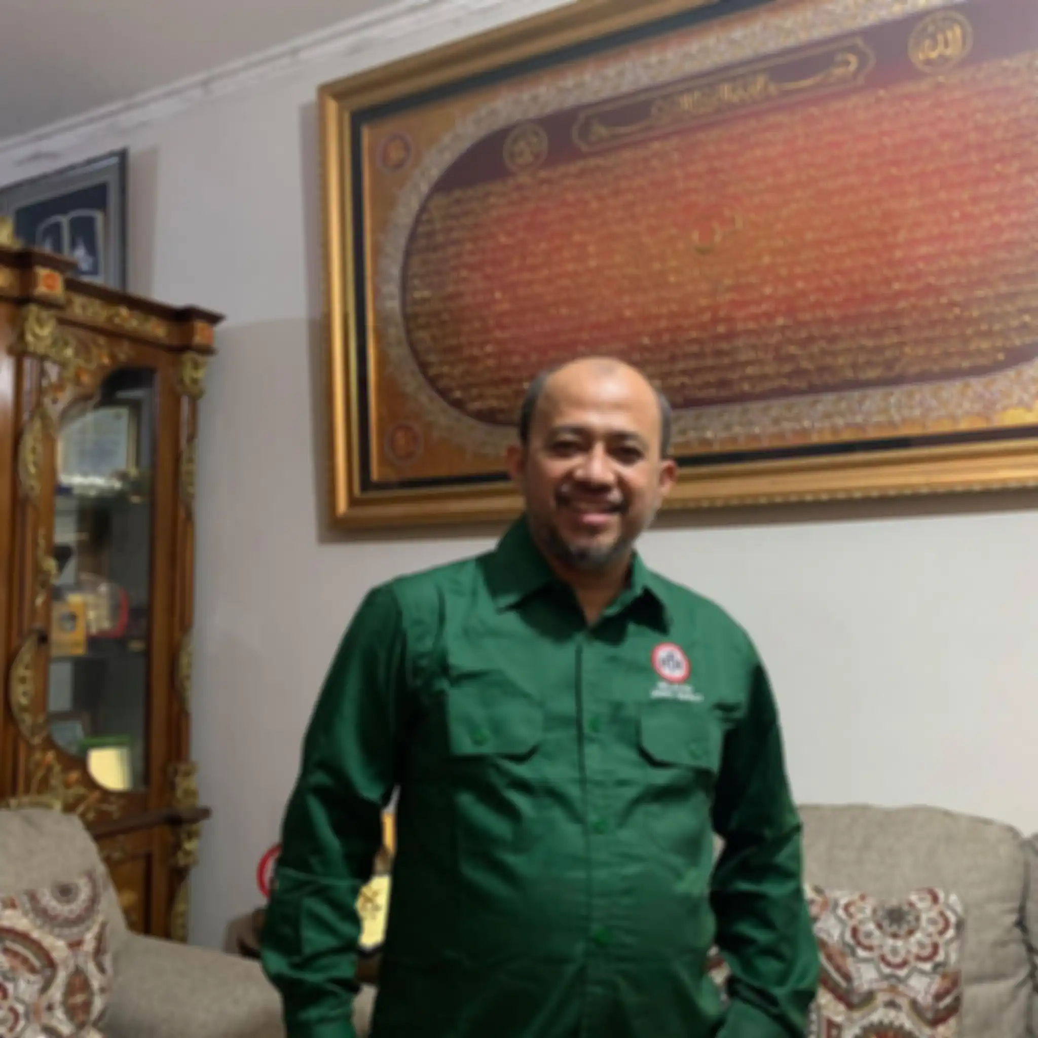 Foto Adib Khumaidi Ketua Umum IDI baru terus digeruduk netizen. Ketum IDI disebut kadrun. Pesannya di Mukmatamar IDI di Aceh jadi sorotan.