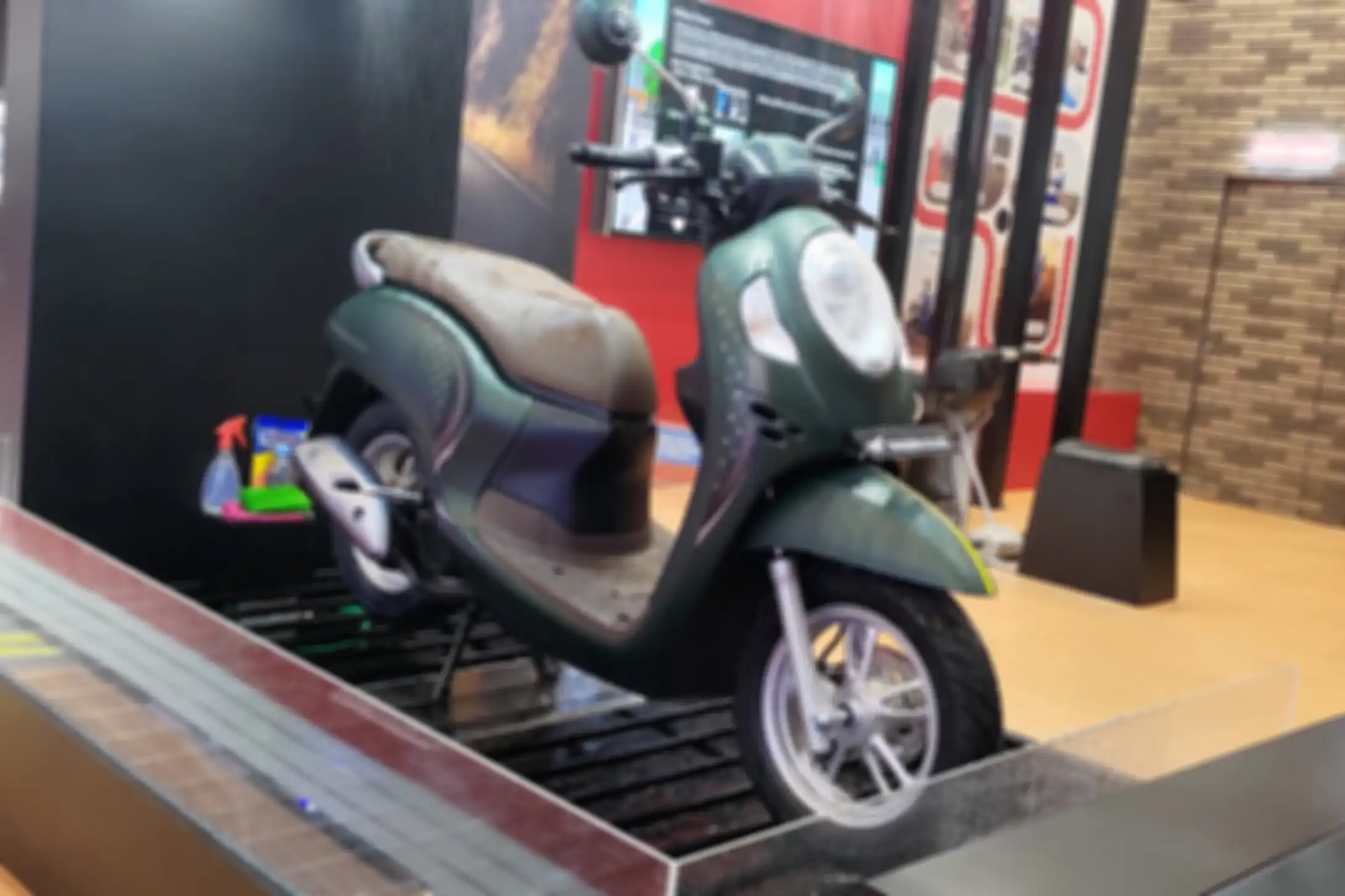 Honda Scoopy warna Stylish Green