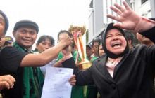 Tri Rismaharini Berikan Ucapan Selamat kepada Persebaya, Netizen Justru Berkomentar Begini