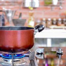 Begini 14 Cara Menghemat Gas Saat Memasak, Dijamin Irit