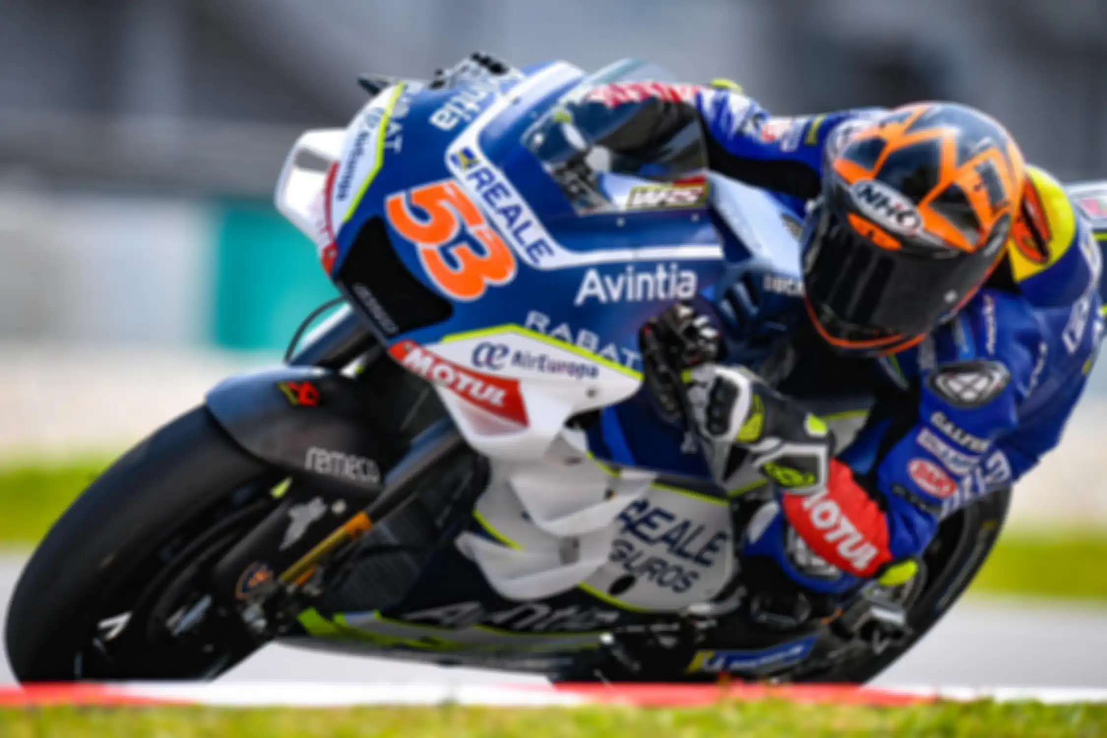 Tito Rabat mengenakan helm NHK GP-R Tech di tes pramusim MotoGP 2020 Sepang menjadikan produk Indonesia ini kembali hadir di musim ini