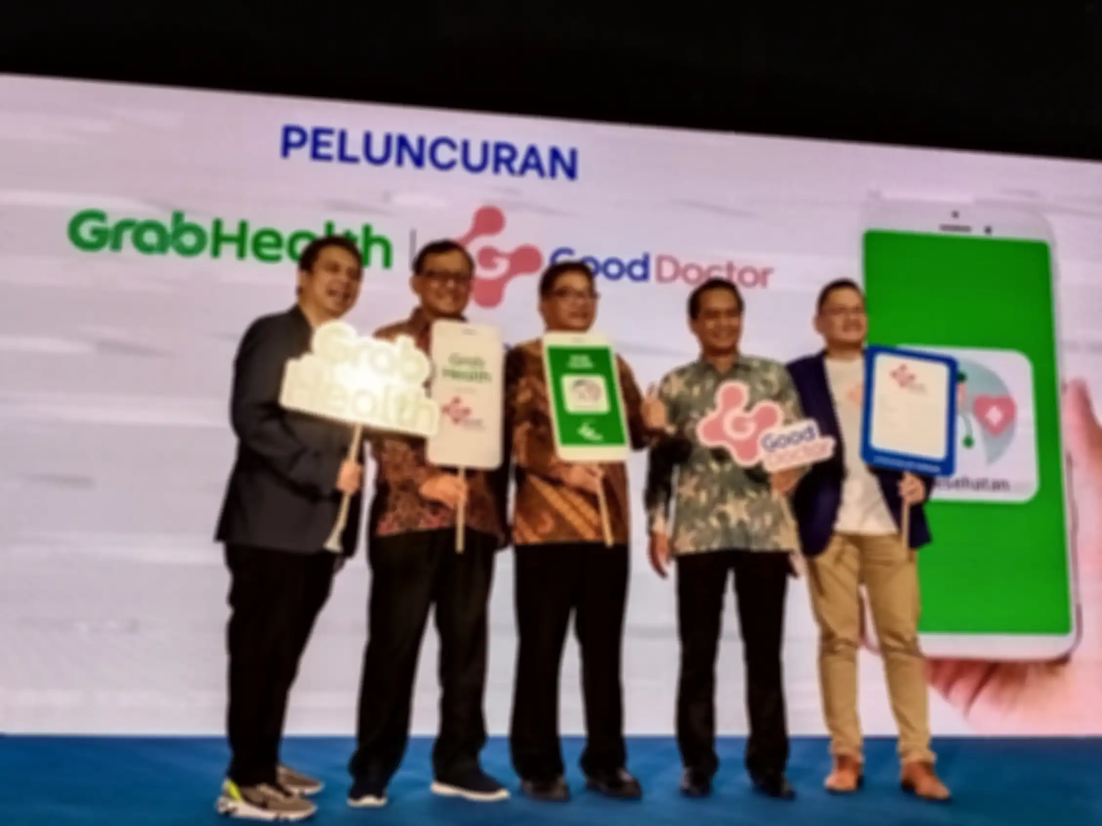 President for Grab Indonesia dengan wakil dari Kemkominfo, Kemkes, Ketua IKDI,