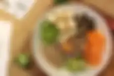 Agar tak bisan dan merasa hambar, olah dan masak secara kreatif makanan plant-based. 
