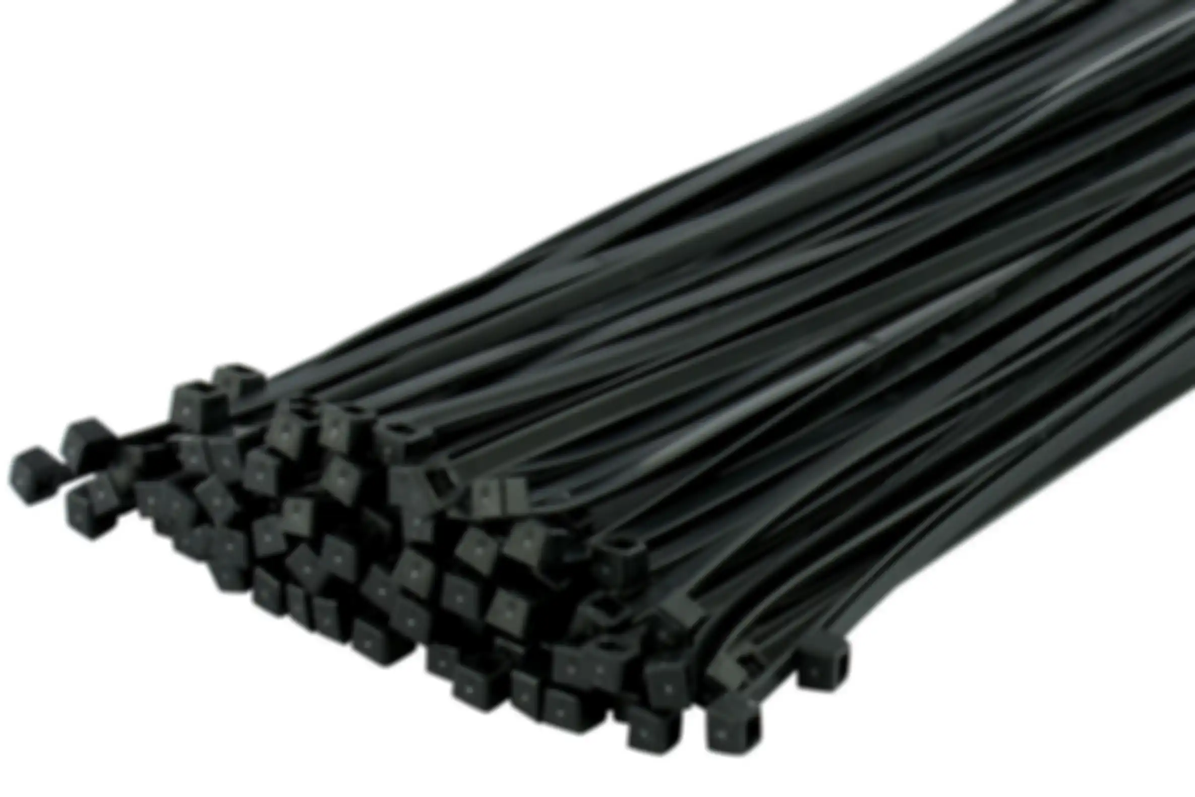 Cable ties biasa disebut kabeltis atau insulok
