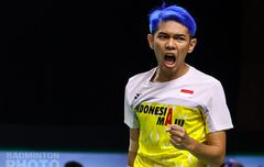 Thailand Open I 2021 - Fajar Alfian Jadi Sorotan Usai Cat Rambut dengan Nuansa Persib