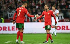 Pelatih Cristiano Ronaldo Sebut Bernardo Silva Sempurna untuk Barcelona