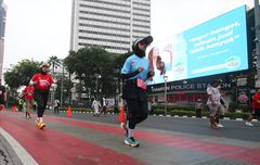 Dehidrasi Terjaga, 16 Ribu Pelari Jakarta Running Festival 2024 Berhasil Sampai Garis Finish