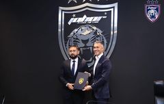 Pamer Kehebatan Negaranya, Legenda Liverpool Beri Saran untuk Kemajuan Sepak Bola Malaysia
