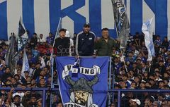 Gara-gara Ricuh di Kandang Ratchaburi FC, Persib Kena Denda Rp148 Juta dari AFC