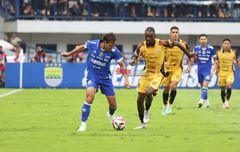 Gelandang Persib Pede Seribu Persen jelang Hadapi Persebaya, Ungkit Pembantaian saat Jumpa Madura United