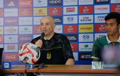 Persib Punya Skuad Mewah, Bernardo Tavares Tak Ingin Persebaya Dipermalukan di Kandang