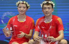 Hasil Fuzhou China Open 2018 - Menangi Duel Sengit, Zheng/Huang Juara