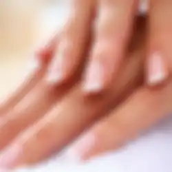 Tips Bikin Kuku Mengkilap Cuma Modal Bahan Dapur Ini, Simak dan Cobain