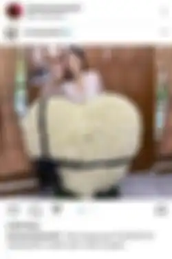 Desine Chariesta unggah foto Ayu Dewi