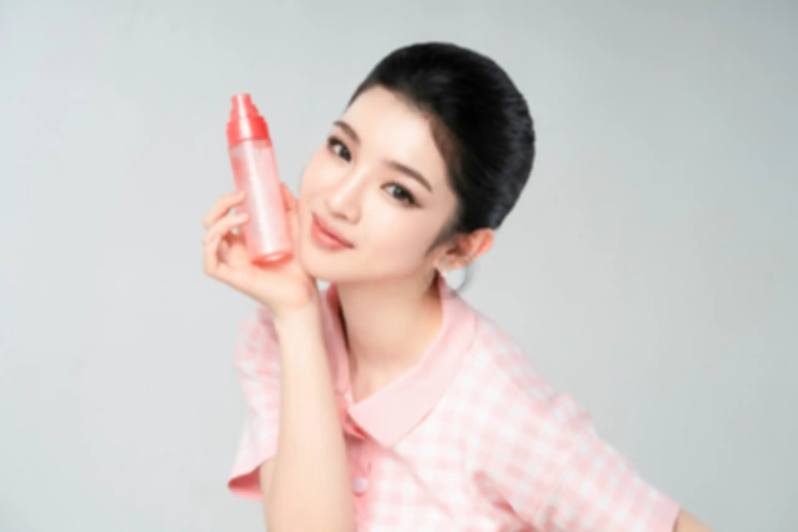 Setting Spray Ultra Glow dari MS Cosmetic