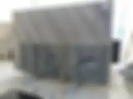 Granit alam potongan besar (slab).