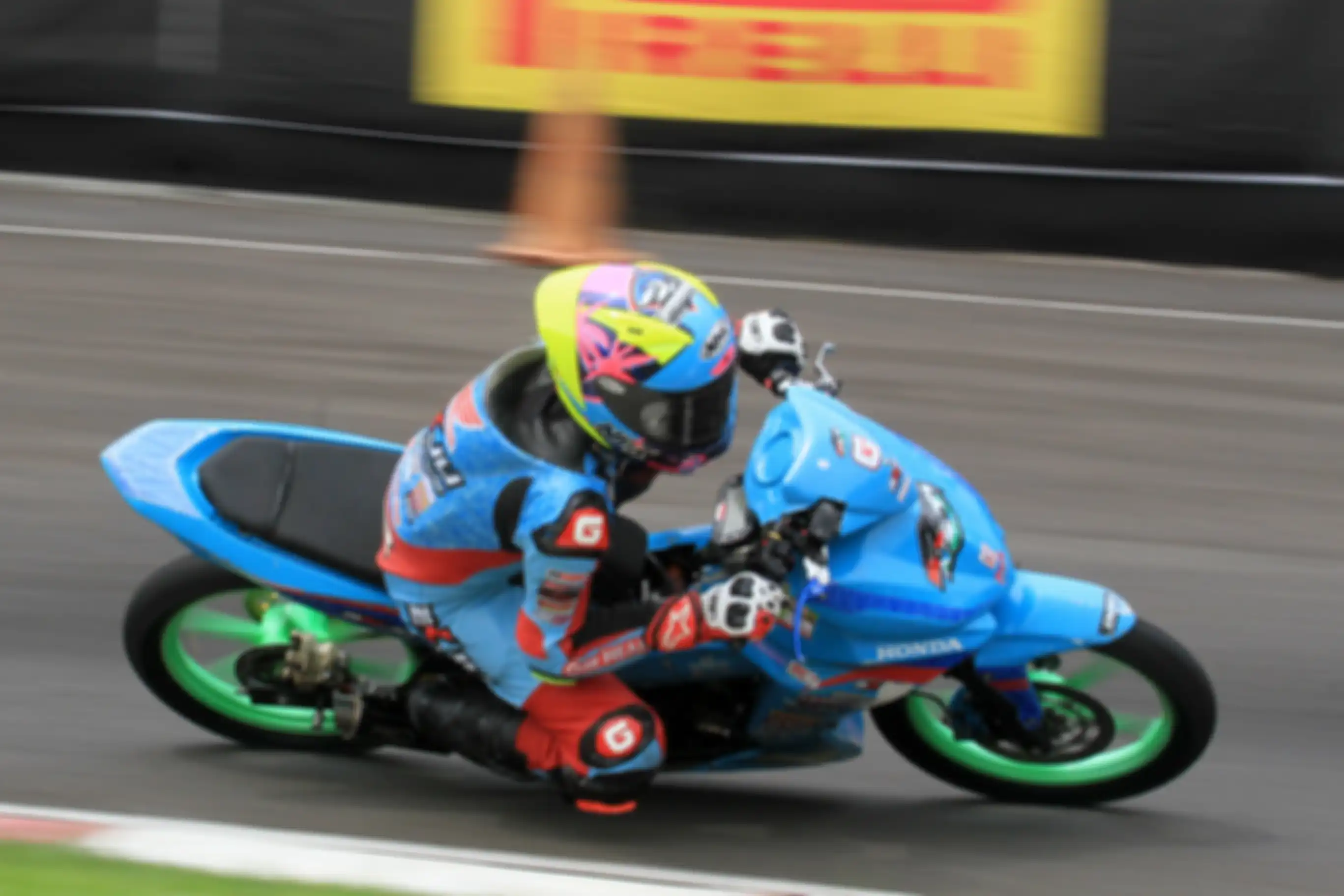 Aksi Reykat Yusuf Fadillah di Grand Final Motoprix 2023